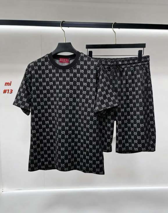 Picture of Gucci Shirt Pant Suits _SKUGucciM-3XL12yr44121580